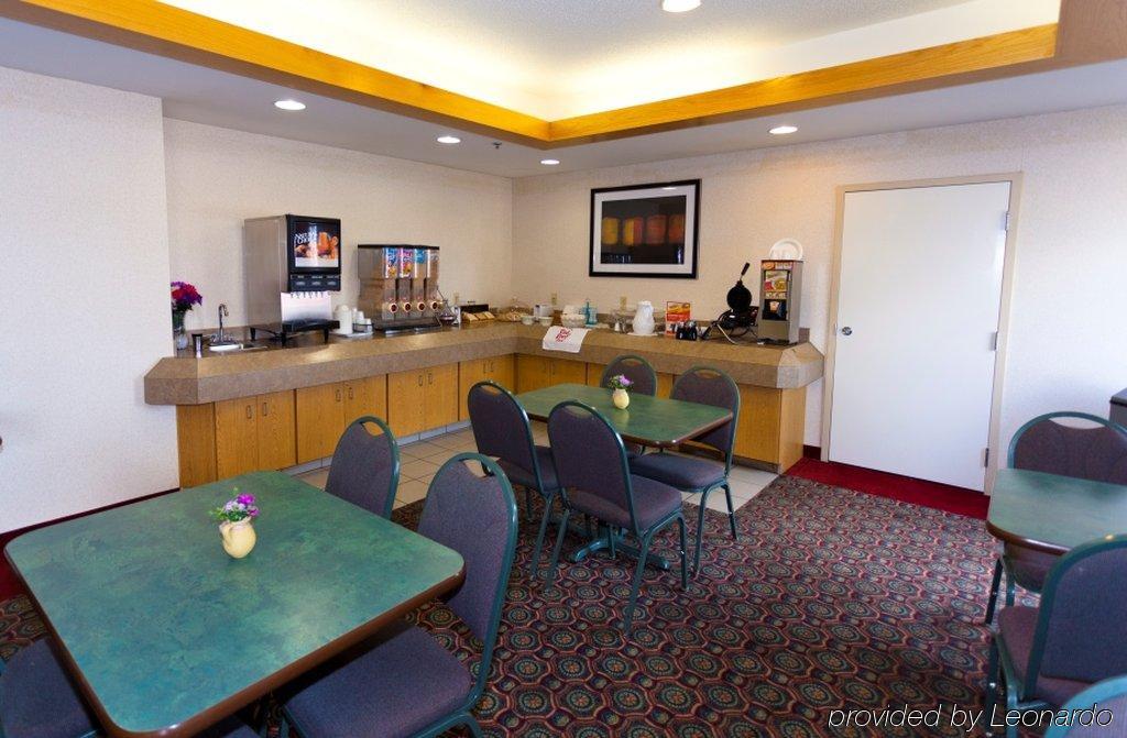 Red Roof Inn Clyde Bagian luar foto