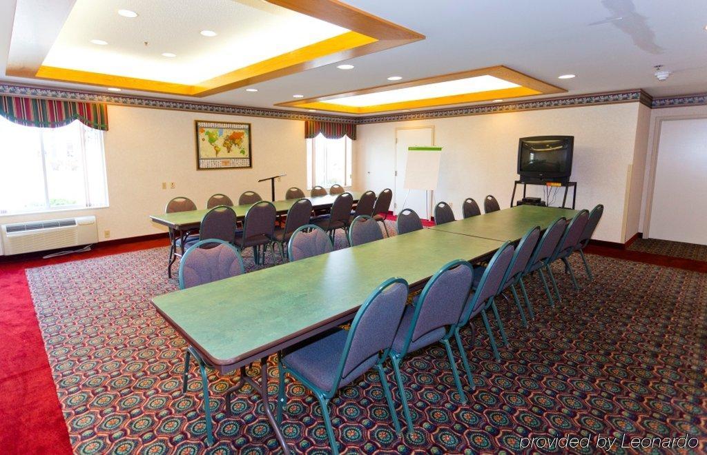 Red Roof Inn Clyde Bagian luar foto