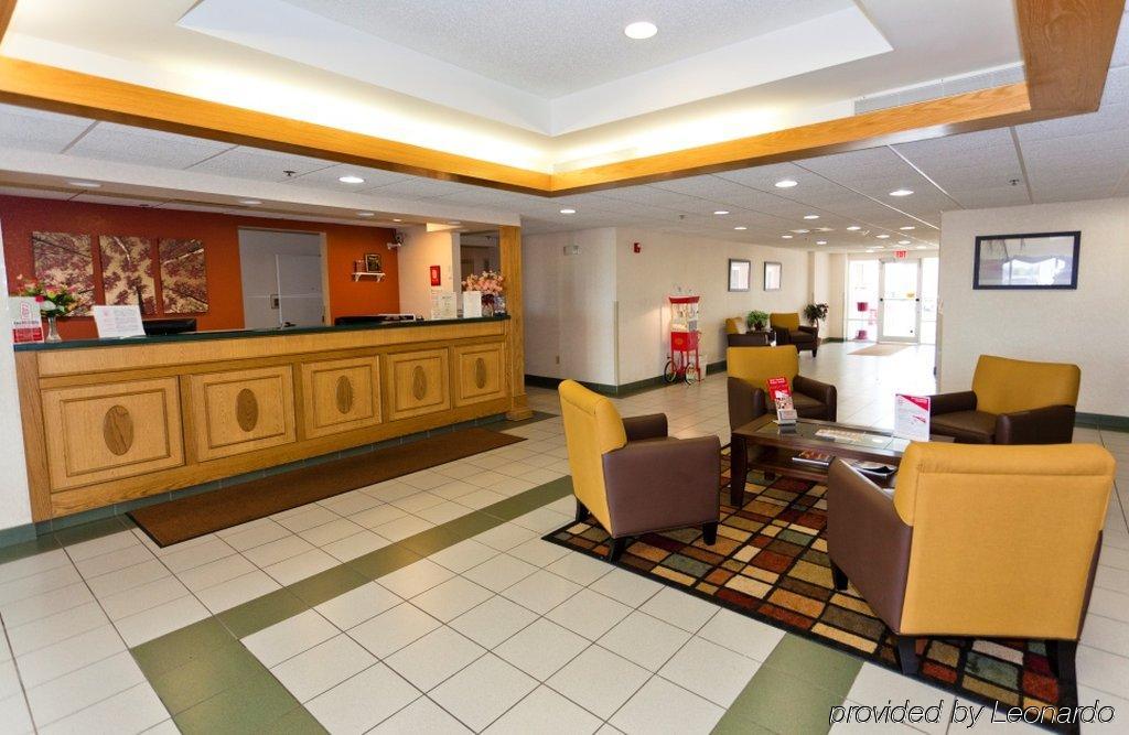 Red Roof Inn Clyde Bagian luar foto